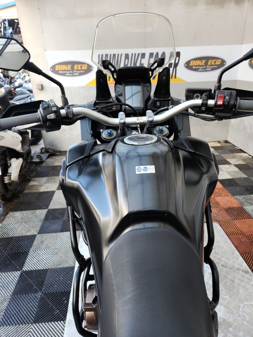 HONDA AFRICA TWIN CRF1000L STD 4