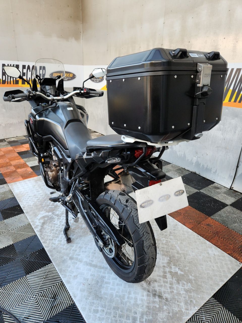 HONDA AFRICA TWIN CRF1000L STD 4