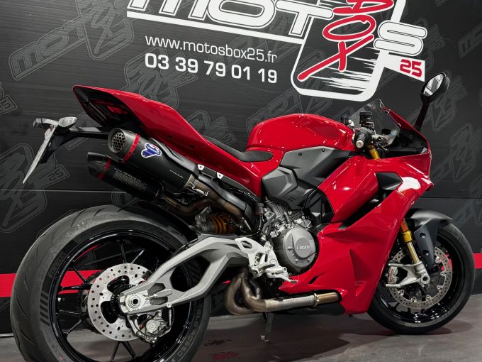 DUCATI PANIGALE V2 S 4