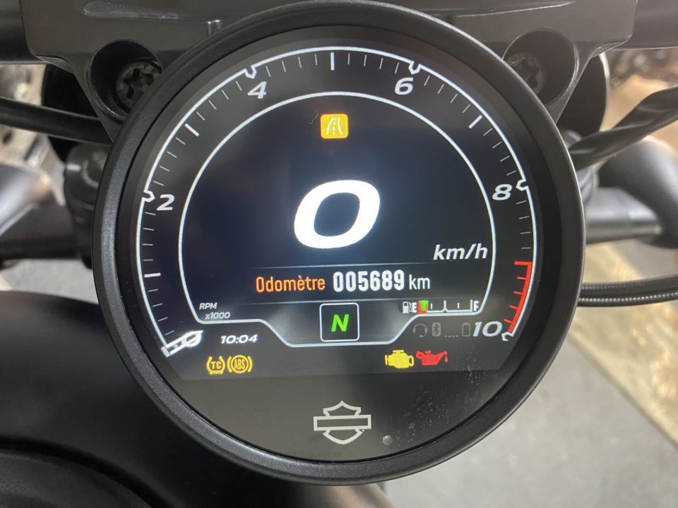 HARLEY-DAVIDSON SPORTSTER NIGHTSTER 975 SPECIAL 4