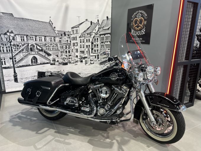 HARLEY-DAVIDSON TOURING ROAD KING 1584 CLASSIC 4