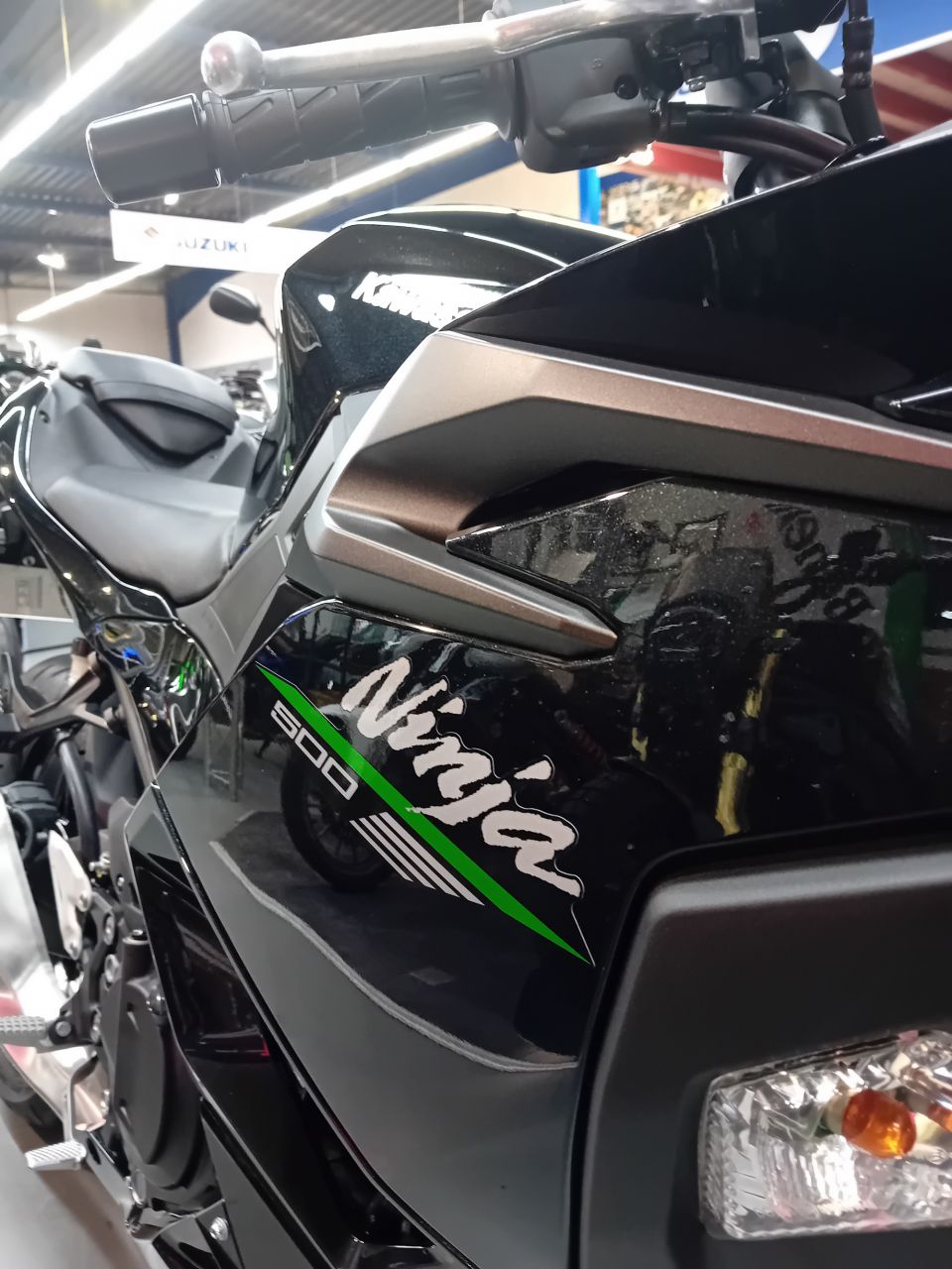 KAWASAKI Ninja 500 4