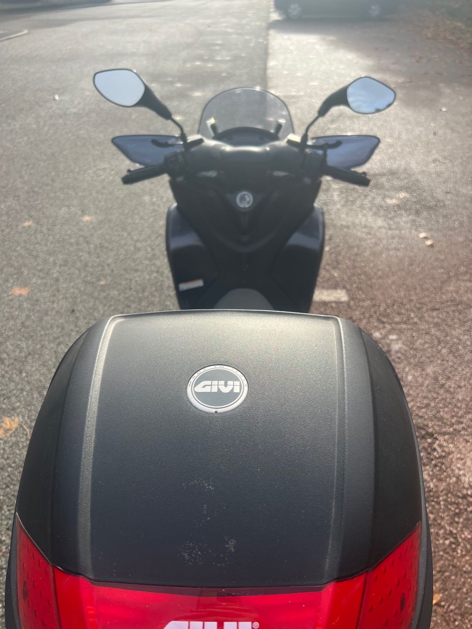 YAMAHA  YZF-R3 World GP 60th Anniversary 4