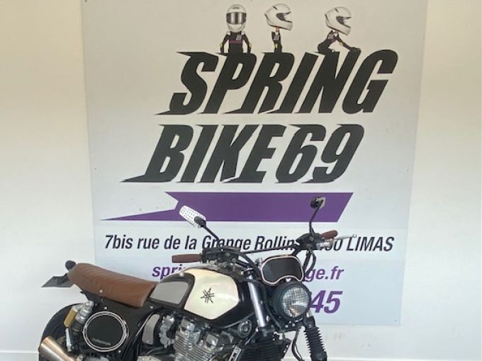 YAMAHA XJR 1300 4