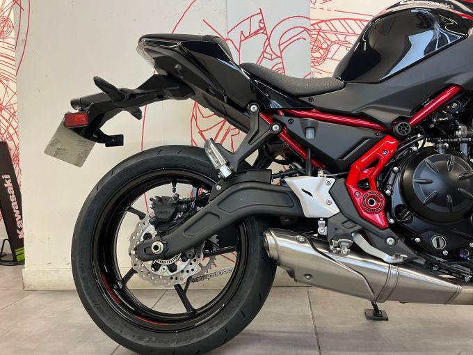 KAWASAKI Z 650 (47.5CV) 4