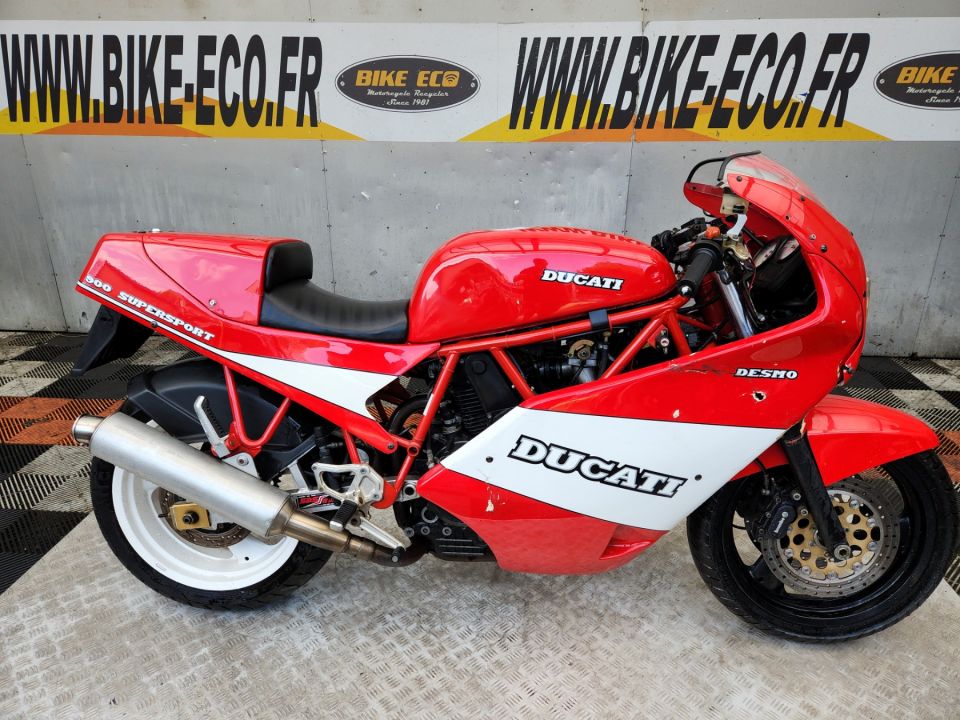 DUCATI 900 SS 4
