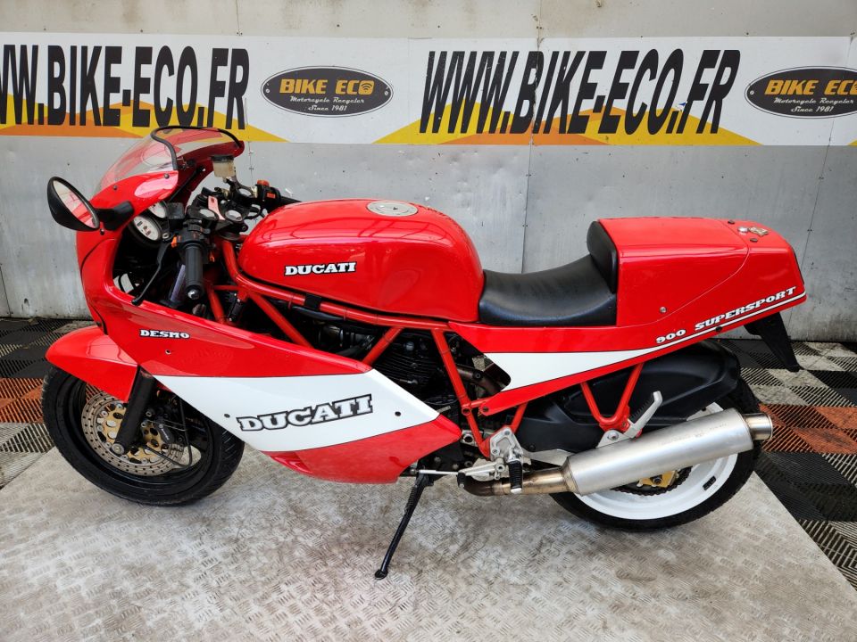 DUCATI 900 SS 4