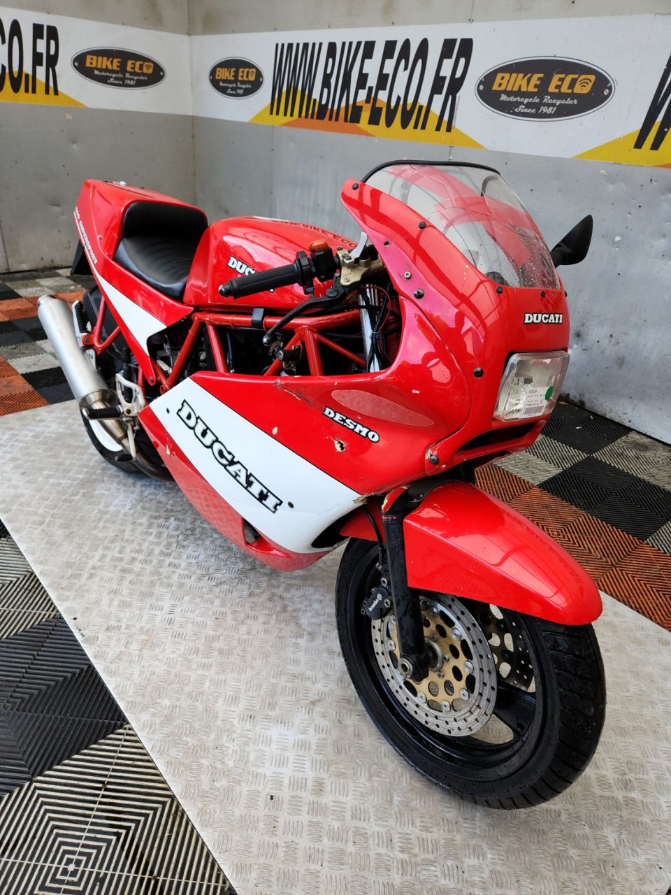 DUCATI 900 SS 4