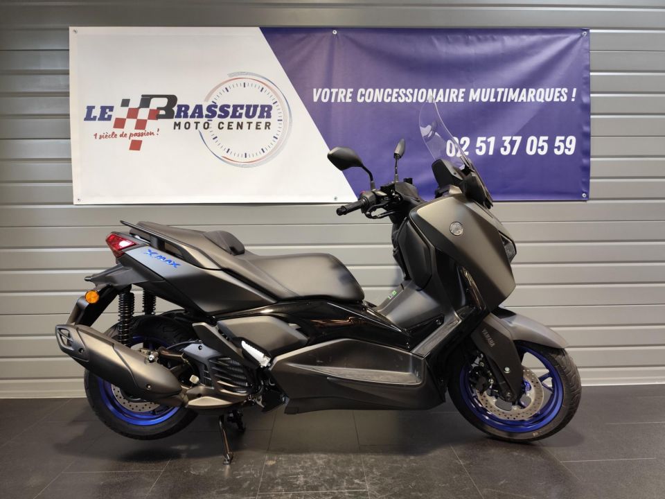 YAMAHA XMAX 125 4