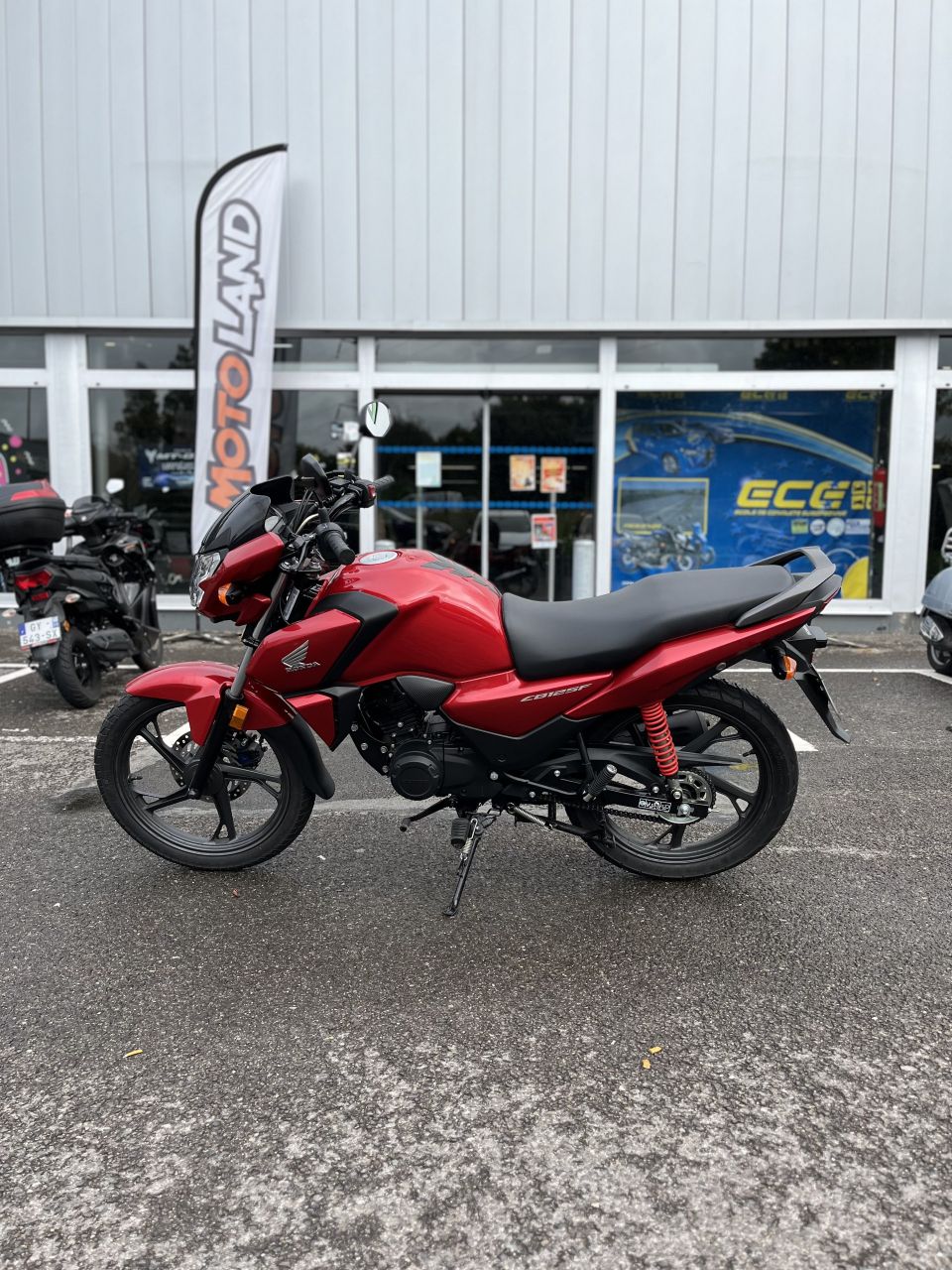 HONDA CBF 125 4