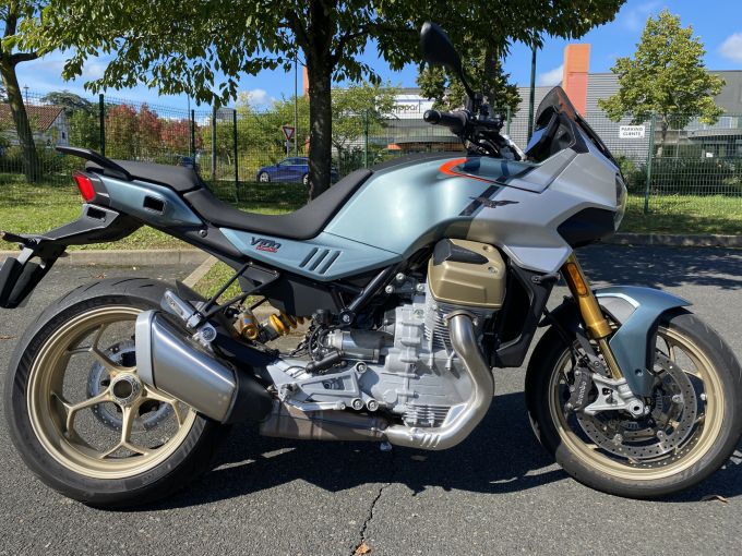 MOTO GUZZI V100  MANDELLO 4