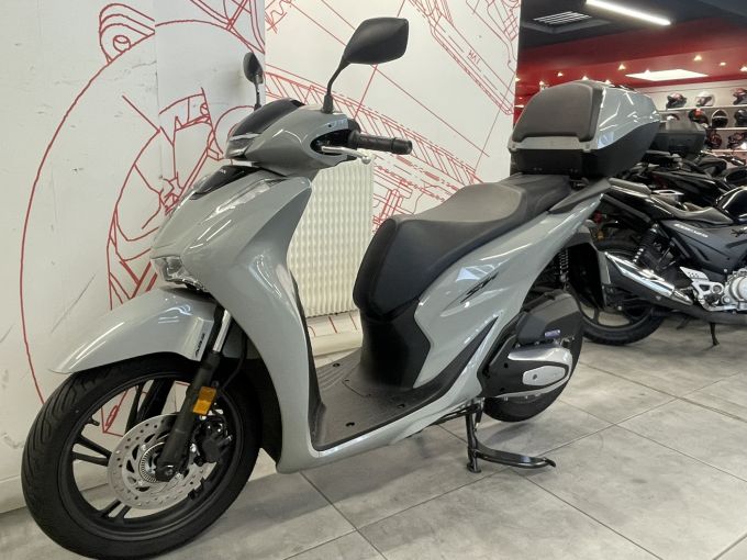 HONDA SH 125 4