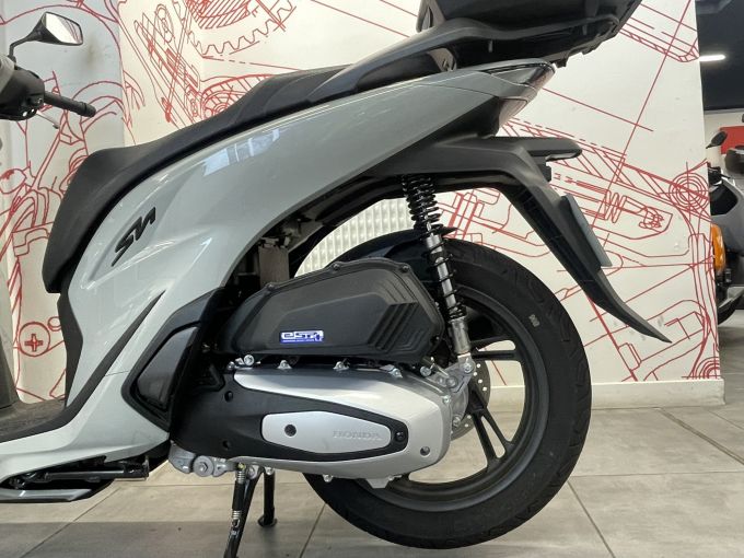 HONDA SH 125 4