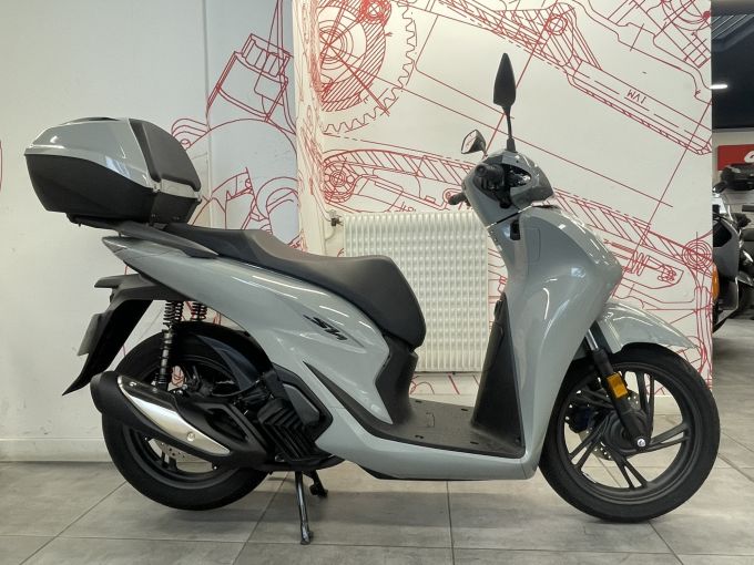 HONDA SH 125 4