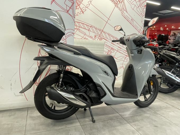 HONDA SH 125 4