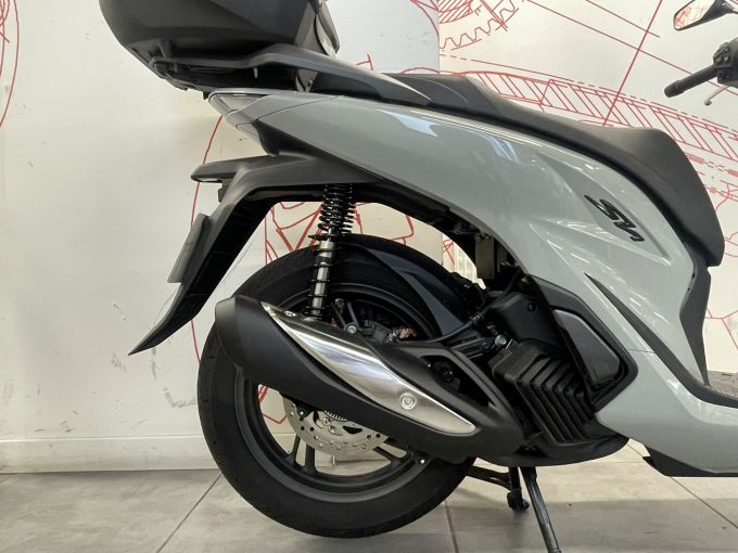 HONDA SH 125 4