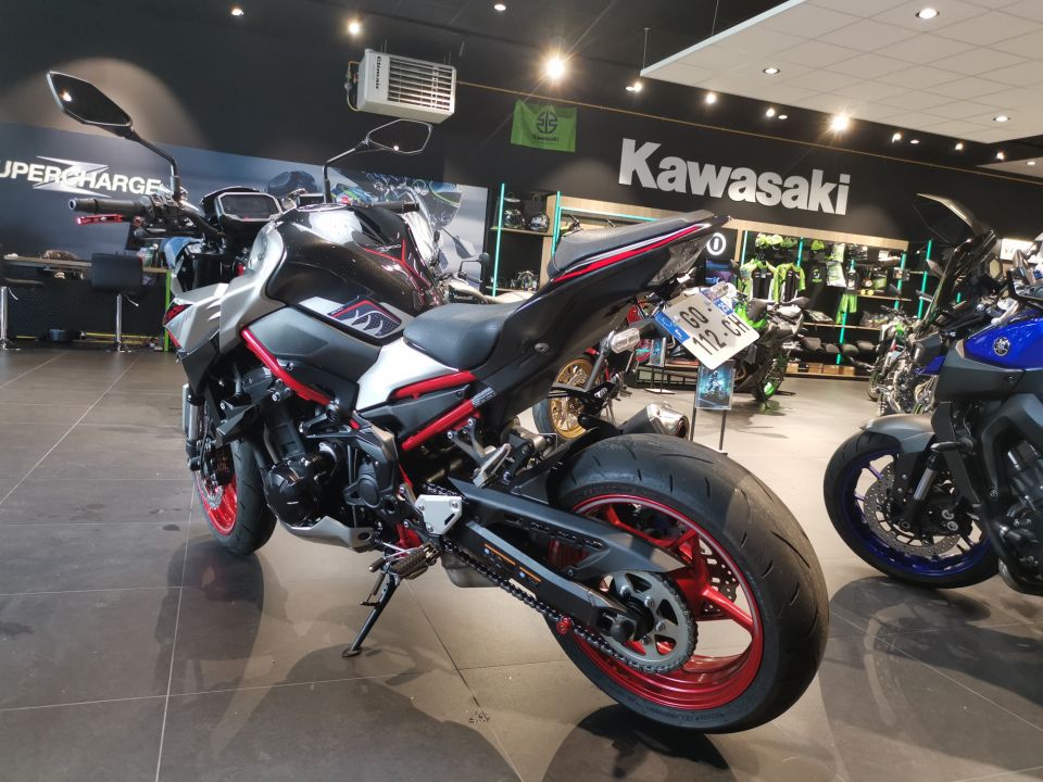 KAWASAKI Z 900 4