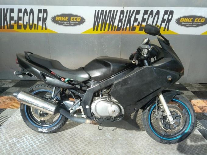 SUZUKI GS 500 4