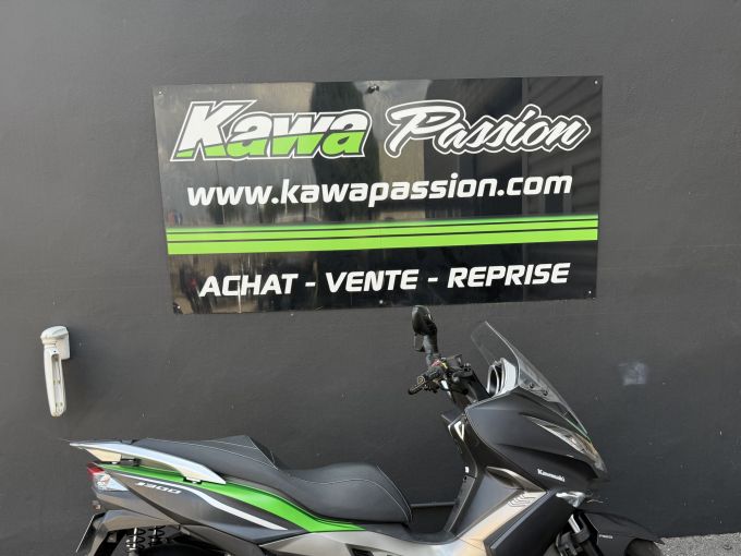 KAWASAKI J300 4