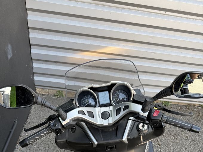KAWASAKI J300 4