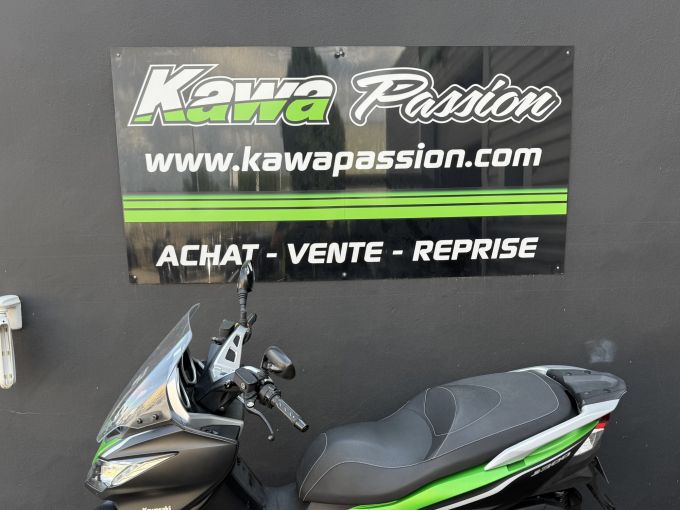 KAWASAKI J300 4