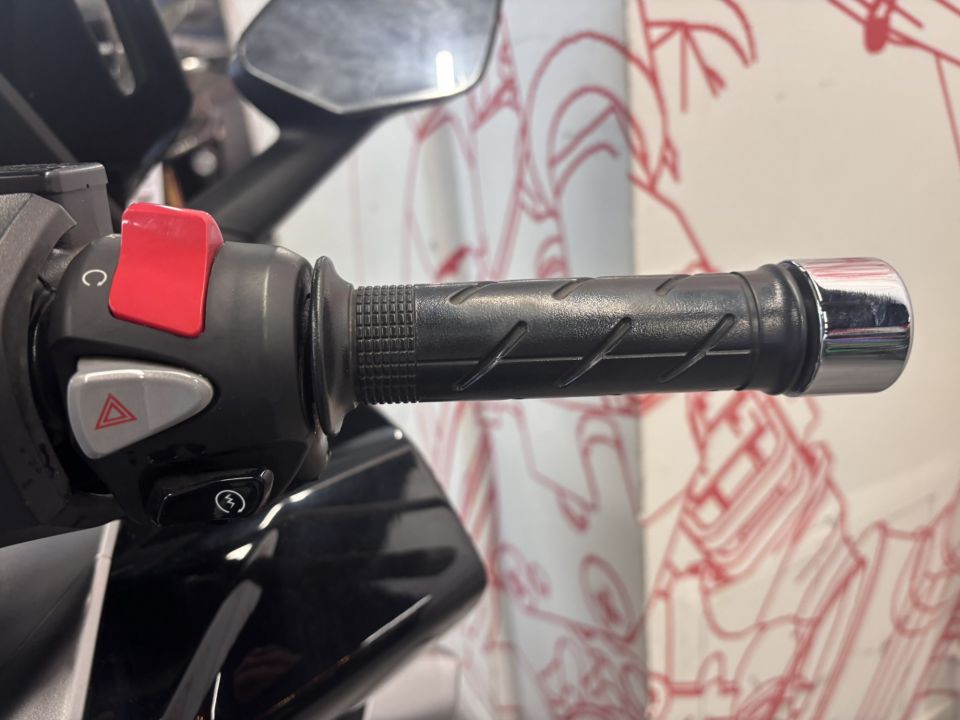 HONDA NSS FORZA 300 4