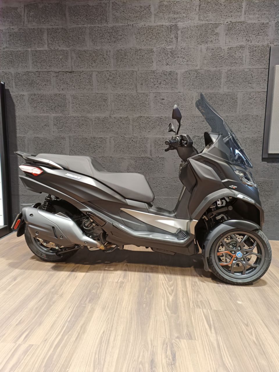 PIAGGIO MP3 530 HPE EXCLUSIVE 4