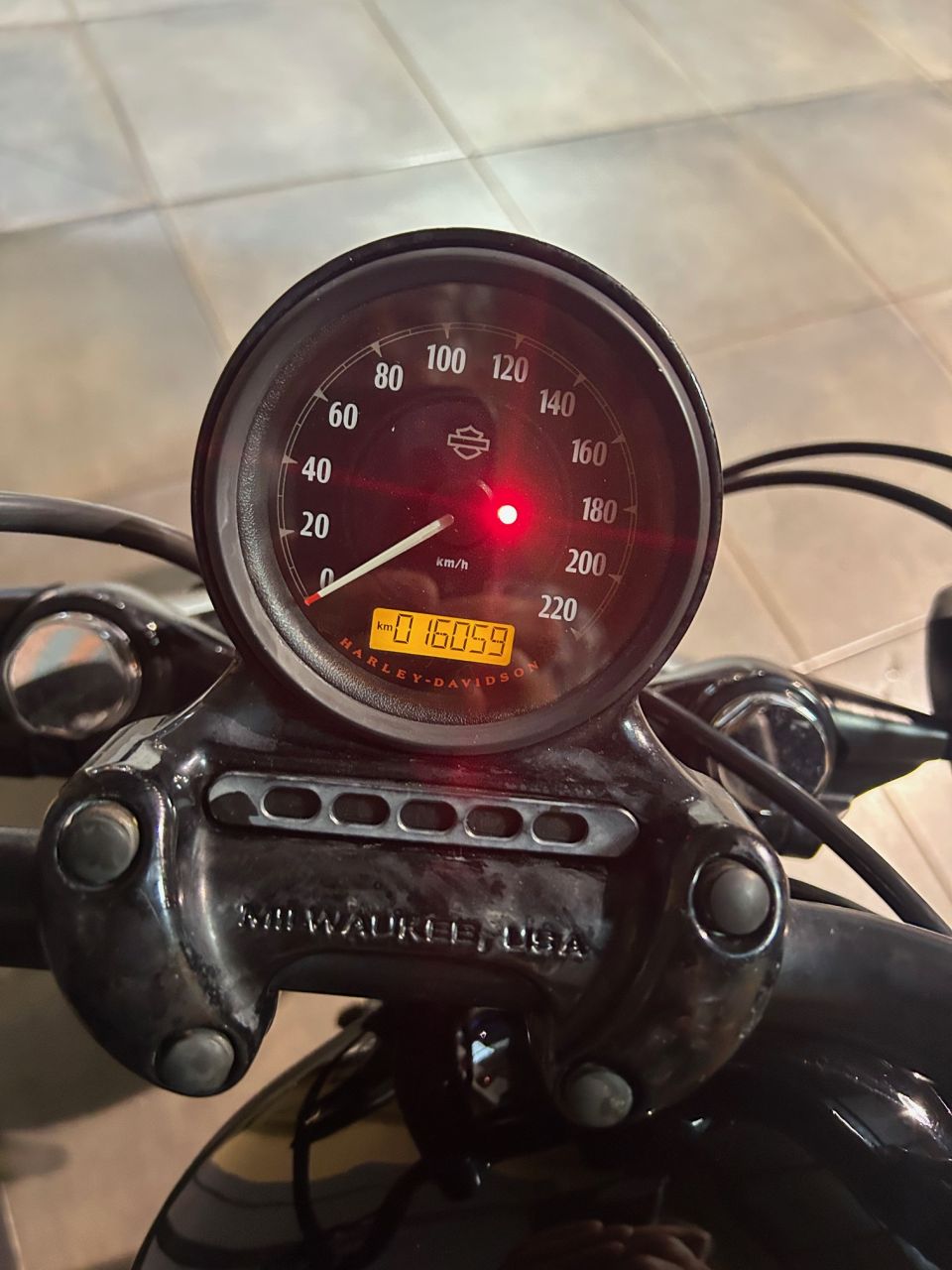 HARLEY-DAVIDSON SPORTSTER FORTY-EIGHT 1200 4