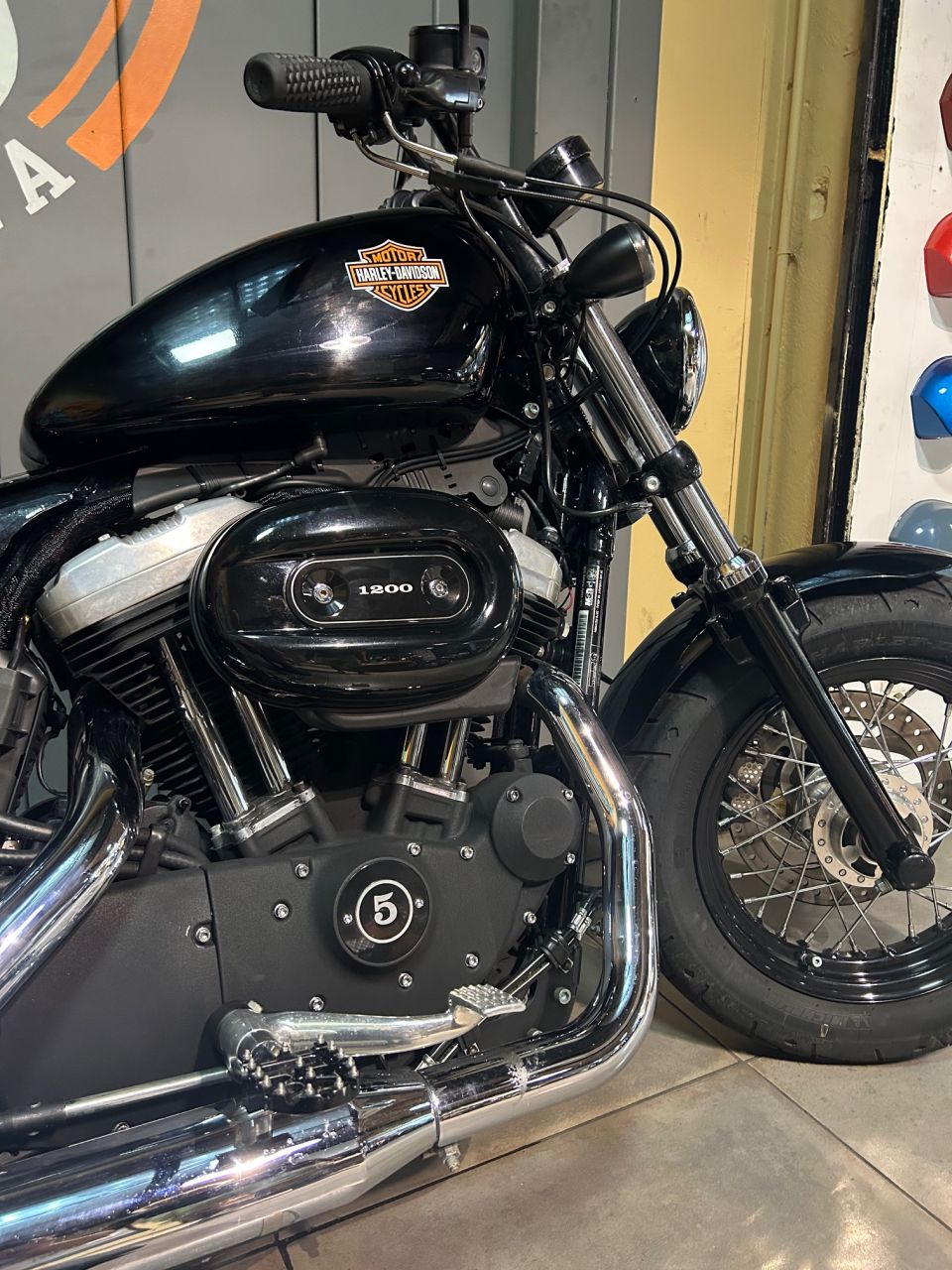 HARLEY-DAVIDSON SPORTSTER FORTY-EIGHT 1200 4