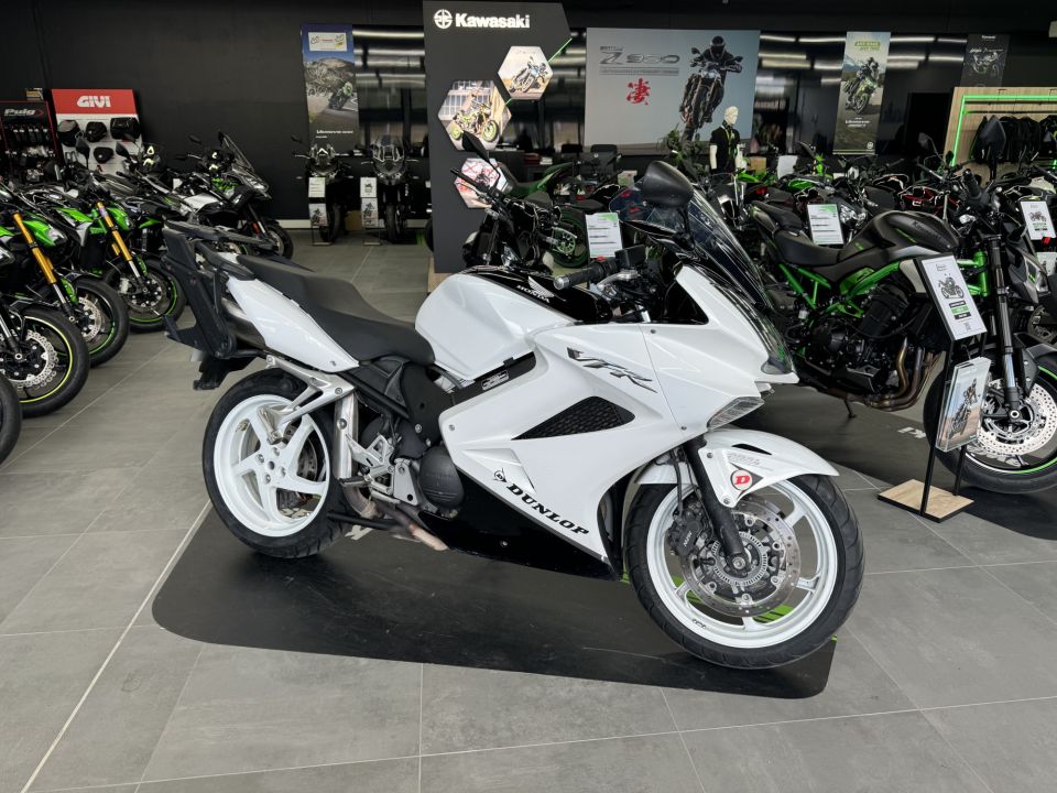 HONDA VFR 800 VTEC 4