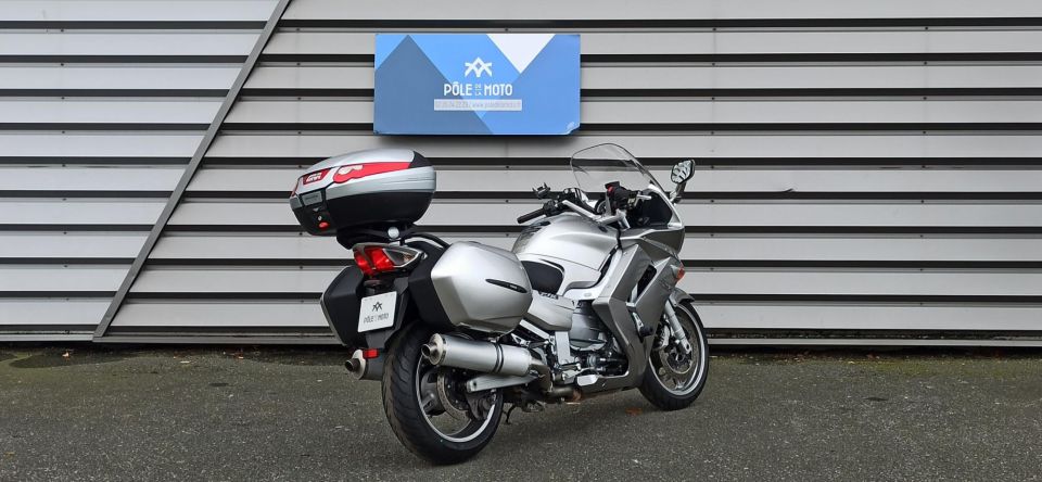 YAMAHA FJR 1300 4