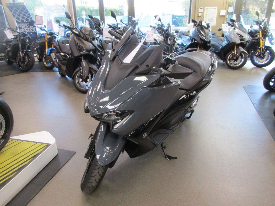 YAMAHA XP T-MAX 560 TECH MAX 4