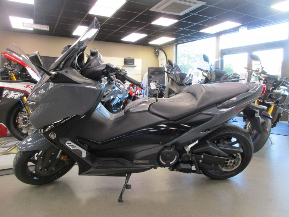 YAMAHA XP T-MAX 560 TECH MAX 4
