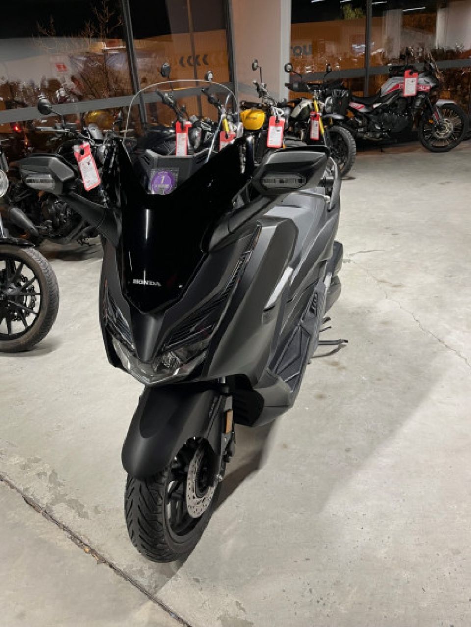 HONDA NSS FORZA 125 4