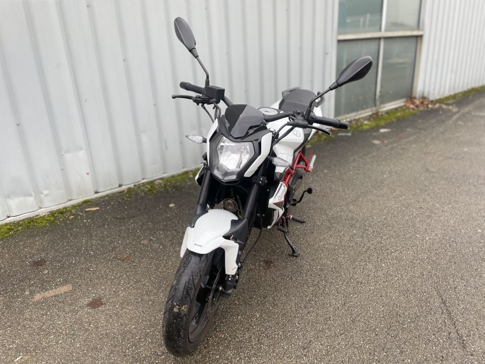 BENELLI BN 125 4