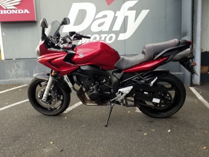 YAMAHA FZ6 FAZER 600 4