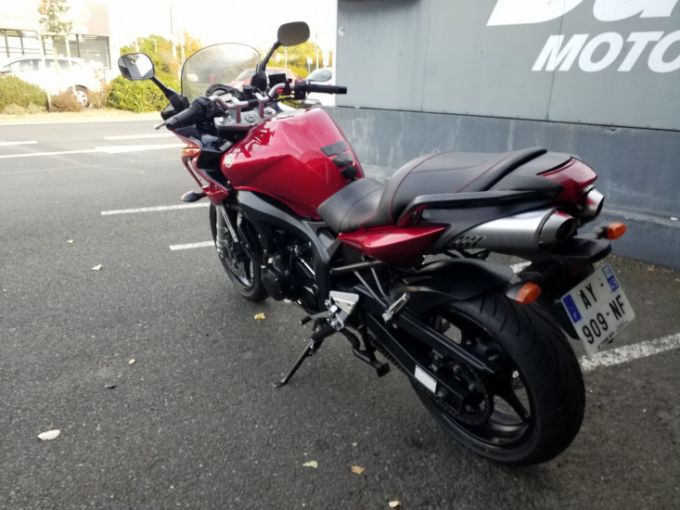 YAMAHA FZ6 FAZER 600 4