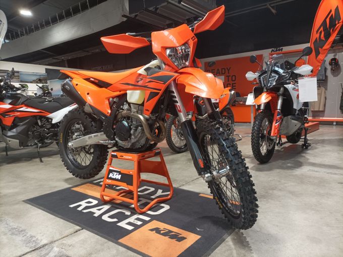 KTM 250 EXC-F 4