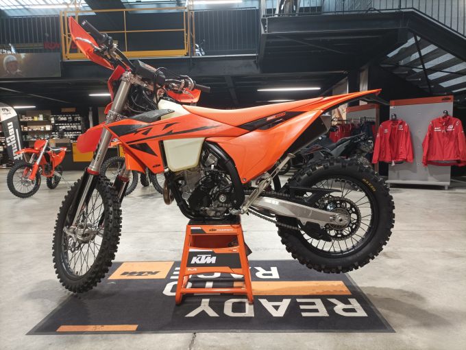 KTM 250 EXC-F 4