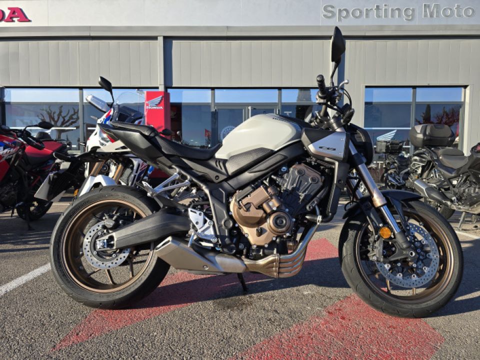HONDA CB650R Neo Sports Café 4