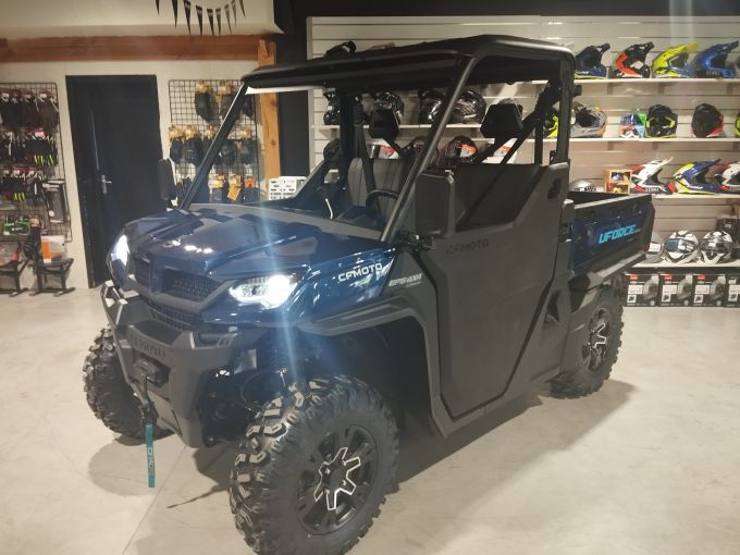 CF MOTO UFORCE 1000 4