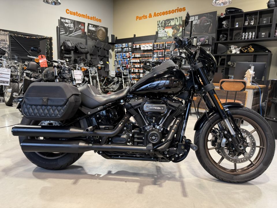 HARLEY-DAVIDSON SOFTAIL LOW RIDER 1868 S 4