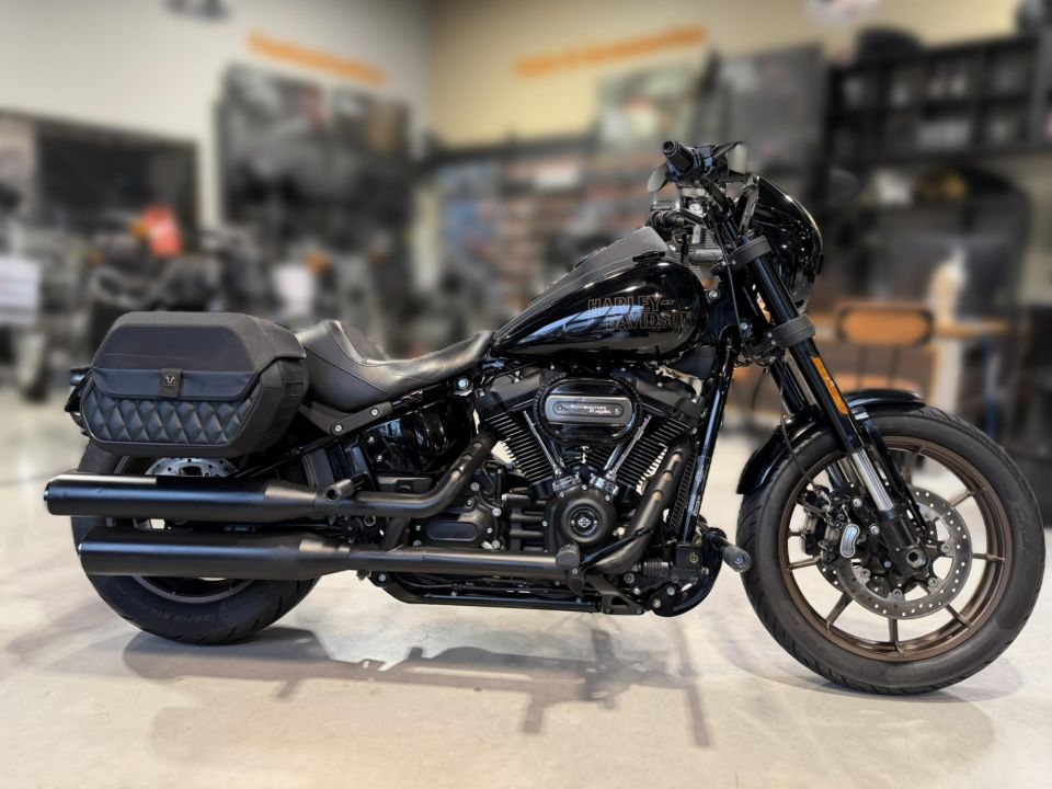 HARLEY-DAVIDSON SOFTAIL LOW RIDER 1868 S 4