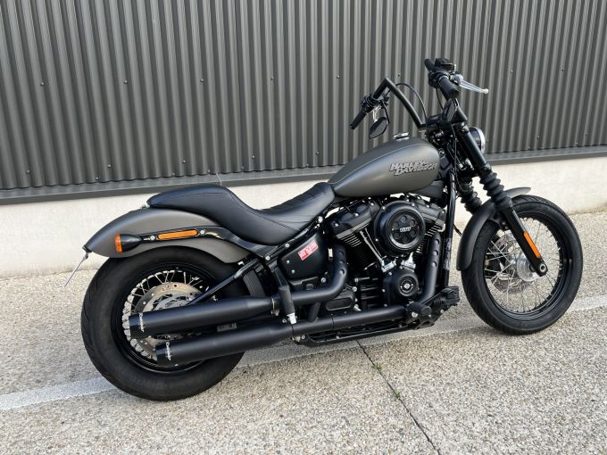 HARLEY-DAVIDSON SOFTAIL STREET BOB 1745 4