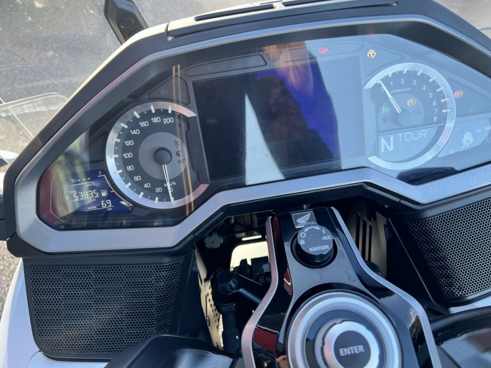 HONDA GL 1800 GOLDWING DCT 4