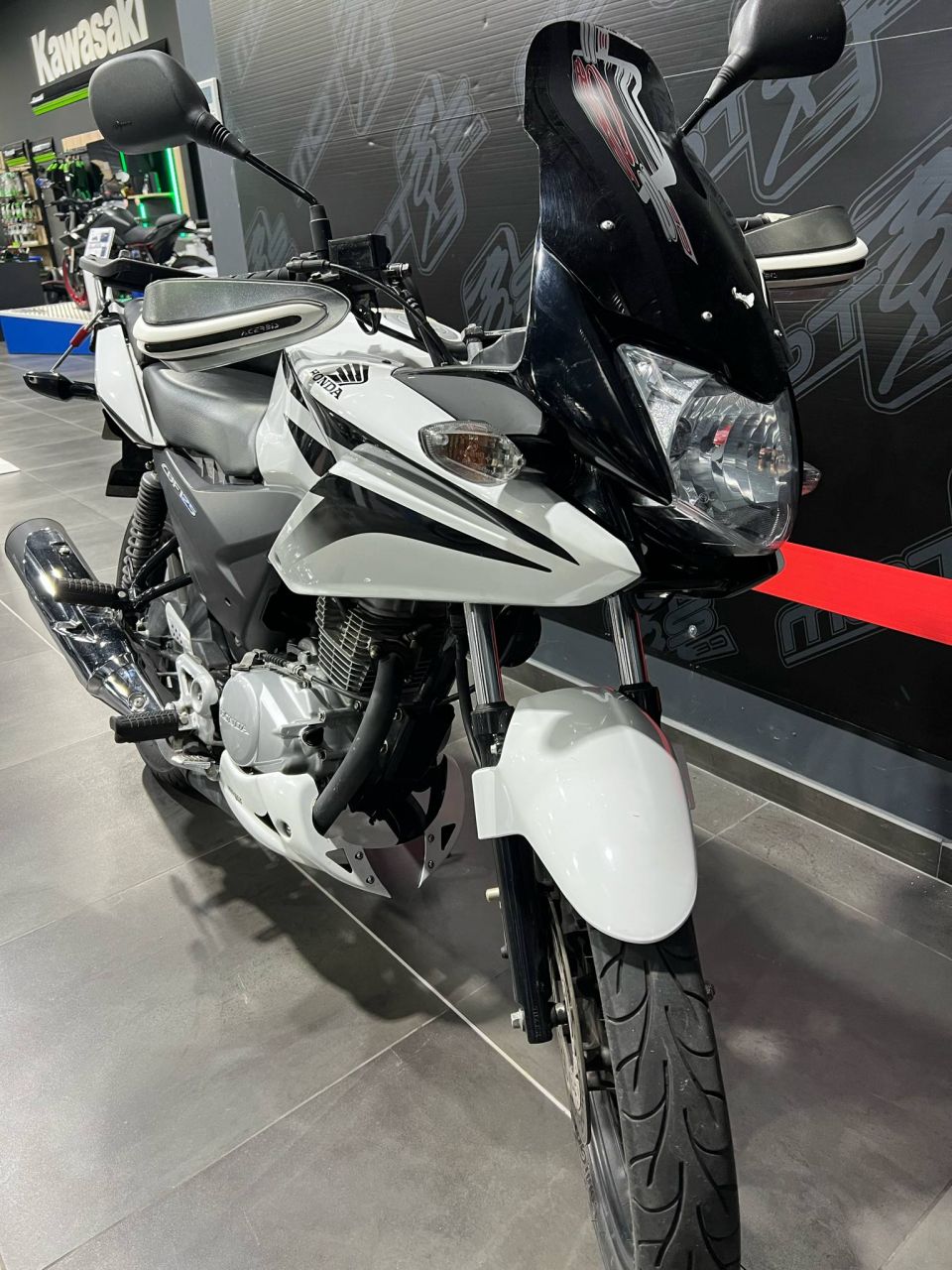 HONDA CBF 125 4