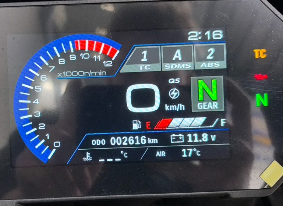 SUZUKI DL V-STROM 1050 4