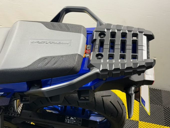 SUZUKI DL V-STROM 1050 4