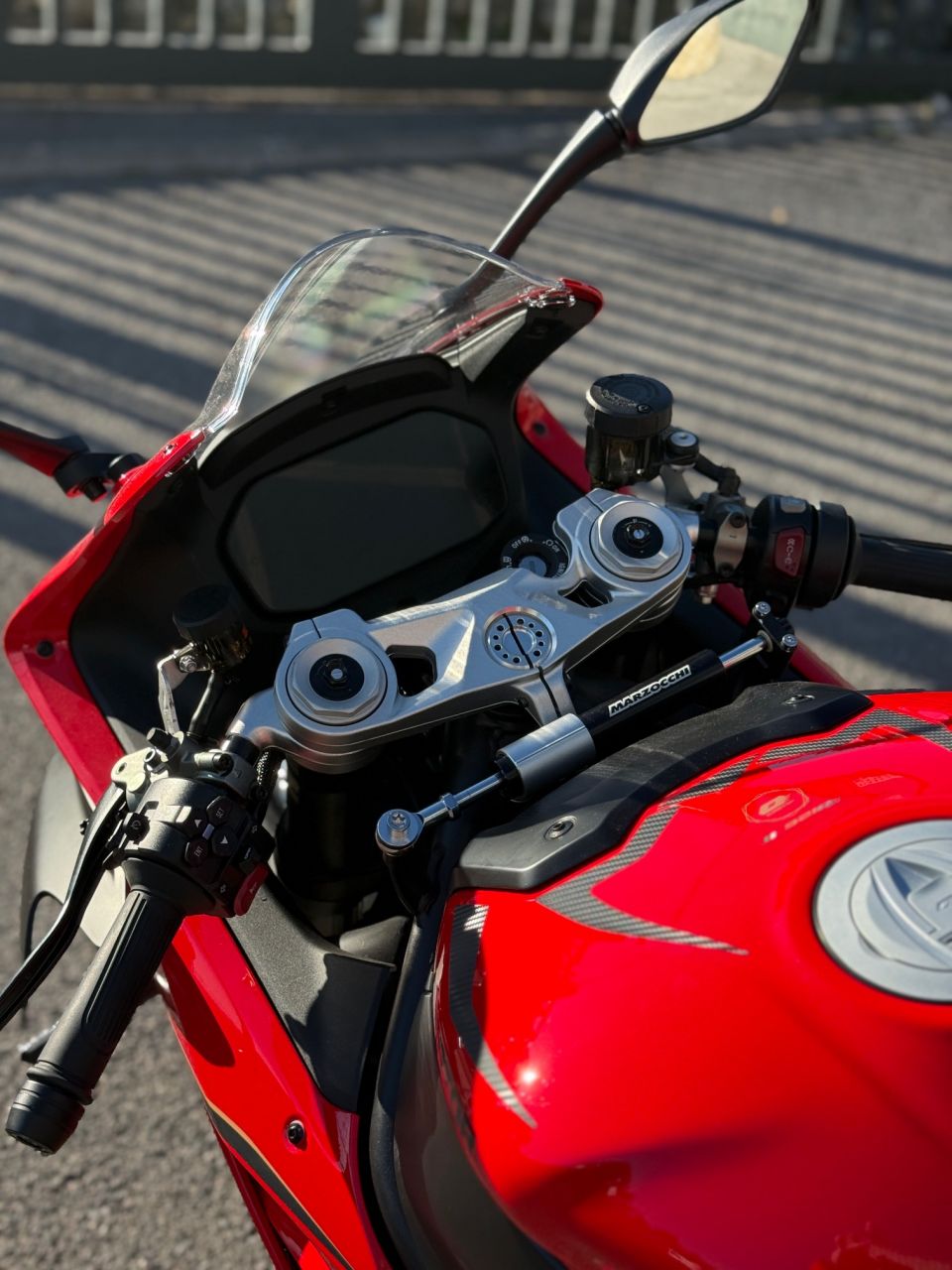 QJ MOTOR SRK 921 RR 4