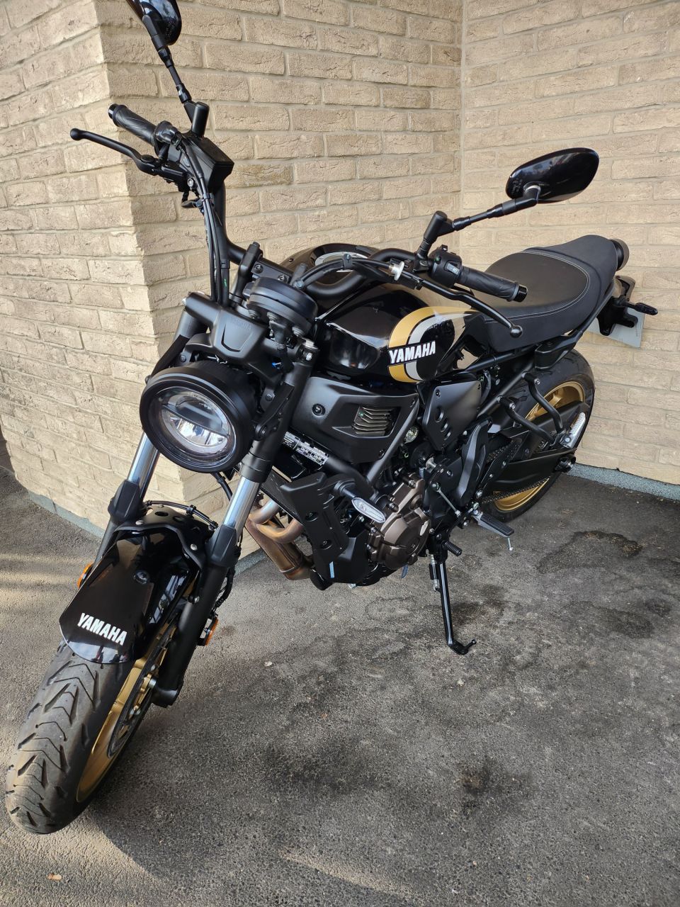 YAMAHA XSR 700 35KW 4